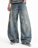 baggy barrel jeans with vintage whisker fadingN
