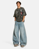 casual streetwear baggy jeans styling