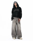 cropped streetwear hoodie with kangaroo pockets and ribbed cuffs